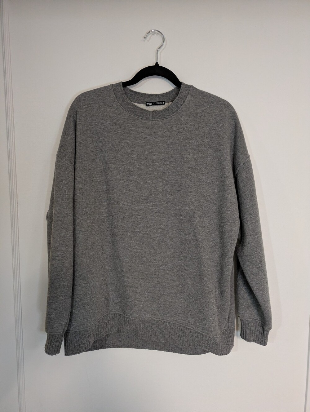 Zara Grey Crewneck Sweater